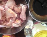 Hình bước làm 1 của món Gongbaojiding or Kung Pao Chicken (Gà Kung Pao)