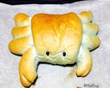 Hình bước làm 8 của món Bánh mì hoa đậu biếc (tạo hình cua)