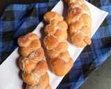 A picture of step 11 of Braided Doughnut.