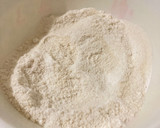 Foto del paso 1 de la receta: Macarrones con base merengue italiano