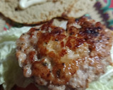 Foto del paso 2 de la receta: Hamburguesas de cerdo 🐷 con pan común y también libre de gluten💚😋