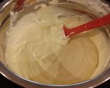 A picture of step 14 of Boston Cream Pie Cheesecake.