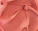 Une image de l'étape 4 de Macarons à la framboise (avec ganache fondante).
