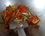 A picture of step 3 of Three Color Egg Fry.