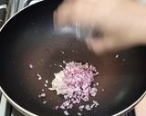 A picture of step 5 of Fettuccine Alfredo Pasta.