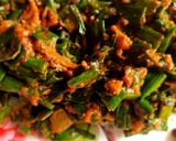 कांद्याची पात भाजी (kandyachi pat bhaji recipe in marathi) रेसिपी स्टेप 3 फोटो 