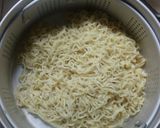 Foto langkah ke 1 dari resep Martabak Mie 💚 Cemilan santai, bikinnya simpel.