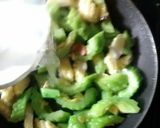 Foto langkah ke 6 dari resep Tumis pare dan putren.