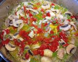 Foto del paso 4 de la receta: Arroz con Pollo y Champiñones