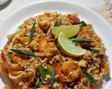 Foto langkah ke 8 dari resep Pad Thai.