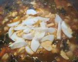 Foto del paso 11 de la receta Potaje de garbanzos trufados con kale