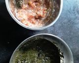 A picture of step 1 of Green salad tomato soup.
