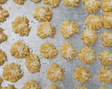 Foto langkah ke 5 dari resep Sagu keju ala basria.