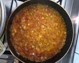 Foto del paso 3 de la receta: Pollo dorado arroz con ajonjolí y zucchini asado con hogao
