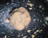 A picture of step 4 of Roti.