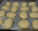 Foto del paso 5 de la receta Suizos (panecillos de leche) de anís