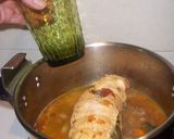 Foto del paso 10 de la receta Pechuga de pollo rellena con salsa de vino