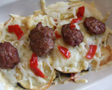 Foto del paso 3 de la receta: Gratín de berenjena y patatas con hamburguesitas
