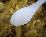 Gambar langkah 2 resipi Ayam masak lemak cili padi.