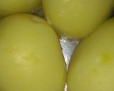 A picture of step 2 of Potato Onion Paratha.