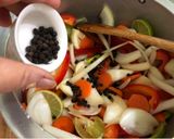 Foto del paso 8 de la receta: Conejo escabechado