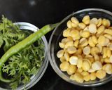 A picture of step 2 of Chana Dal & Curd Chutney.