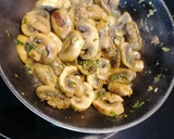Foto del paso 2 de la receta: 279. Champiñones salteados al ajo y perejil