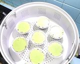 Foto langkah ke 7 dari resep Bolu Kukus Pandan Mekar (Mudah & Gak Bau Amis).