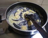 A picture of step 5 of Spinach Alfredo pizza (homemade base).