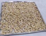 Foto langkah ke 3 dari resep Kacang mete oven.