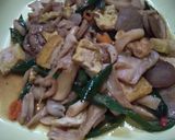 Foto langkah ke 4 dari resep Oseng 🍄 mercon.