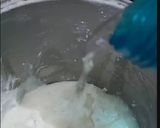 A picture of step 3 of Rabdi Ghevar.