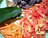 Foto langkah ke 1 dari resep Sayur Pepaya Santan Gurih.