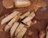 Foto del passaggio 1 della ricetta Tagliatelle ai funghi pineroli