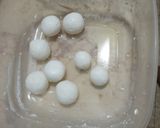 A picture of step 5 of Rasgulla/Bengali rosogolla.