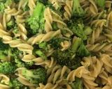 Foto del paso 4 de la receta: Pasta con brócoli