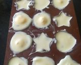A picture of step 3 of Rasmalai Chocolate.
