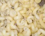 A picture of step 1 of Chicken and vegetable macroni.