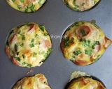 Gambar langkah 4 resipi Muffin Roti Telur.
