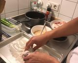 Foto langkah ke 6 dari resep Ayam KFC (Resep William Gozali).