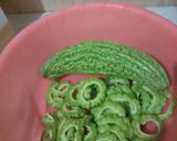 Foto langkah ke 1 dari resep Tumis pare klotok.
