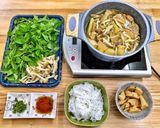 Hình bước làm 6 của món Lẩu gà lá é