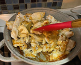 Foto del paso 5 de la receta: Pollo con salsa de hongos