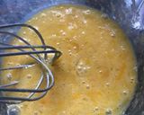 Foto del paso 2 de la receta: Flan en olla rápido con poco ingredientes y sin tacc