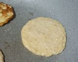 A picture of step 4 of Oat and Banana Pancakes (Clean Eating).
