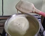 Foto langkah ke 3 dari resep Crackers Ice Cream Bar.
