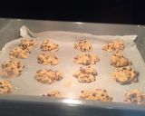 Φωτογραφία βήματος 5 της συνταγής Cookies βρώμης με σταφίδες και σταγόνες σοκολάτας!!