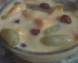 A picture of step 4 of Fruit custard.