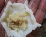 A picture of step 9 of Cashew stuffed modak.