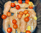 Foto del paso 3 de la receta: Pollo con cherry, soja y jengibre en freidora de aire